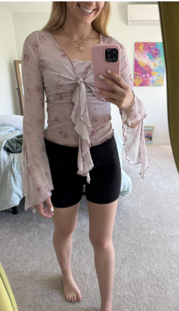 Verdusa Bell Sleeve Bow Blouse